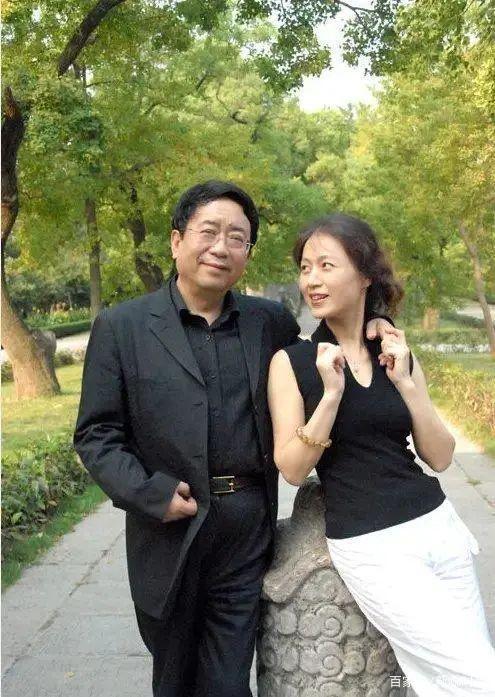 歌手王芳老公是谁?图片